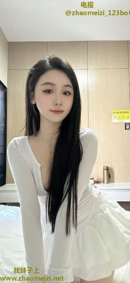 青岛情趣反差小嫩妹