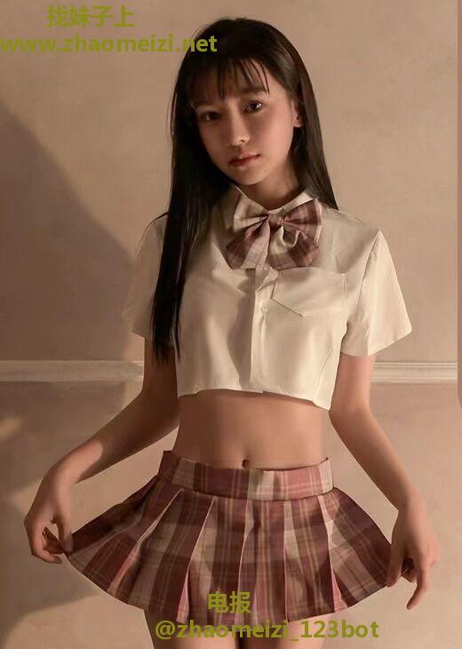 高颜值女友系