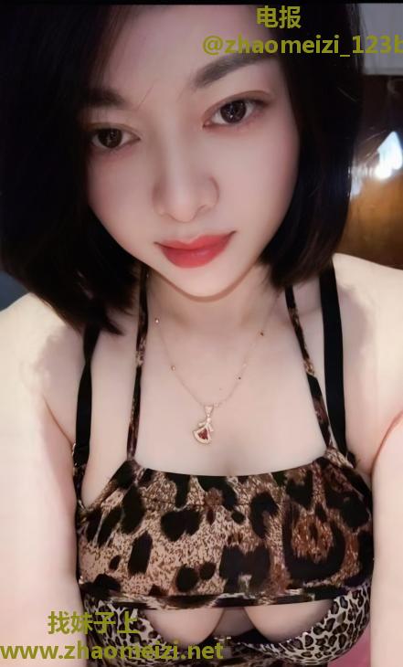滨江大奶骚娃夏沫