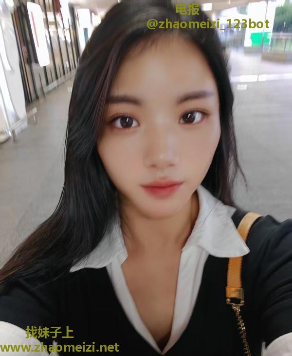 100斤瘦小少妇