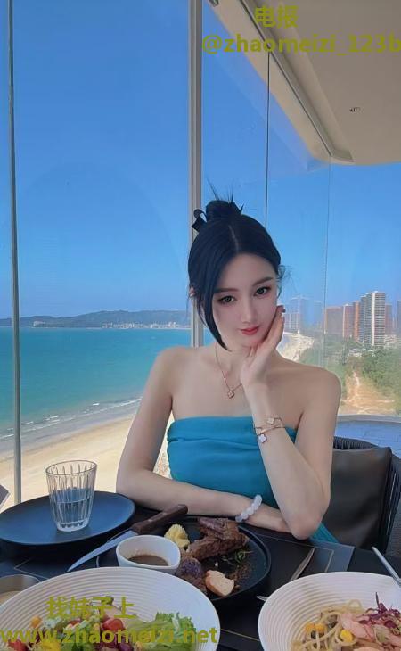 福田肤白貌美水玲珑