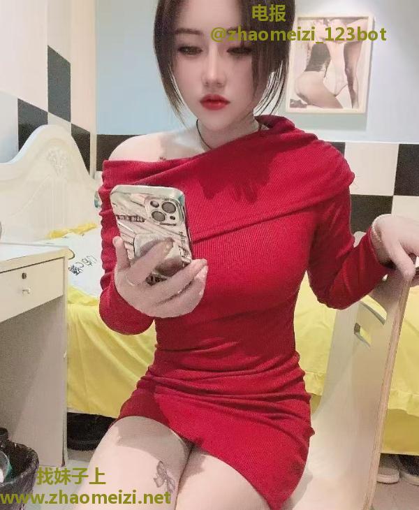 大胸性感小野猫