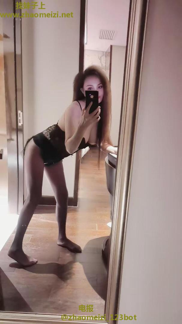 性感长腿大美丽