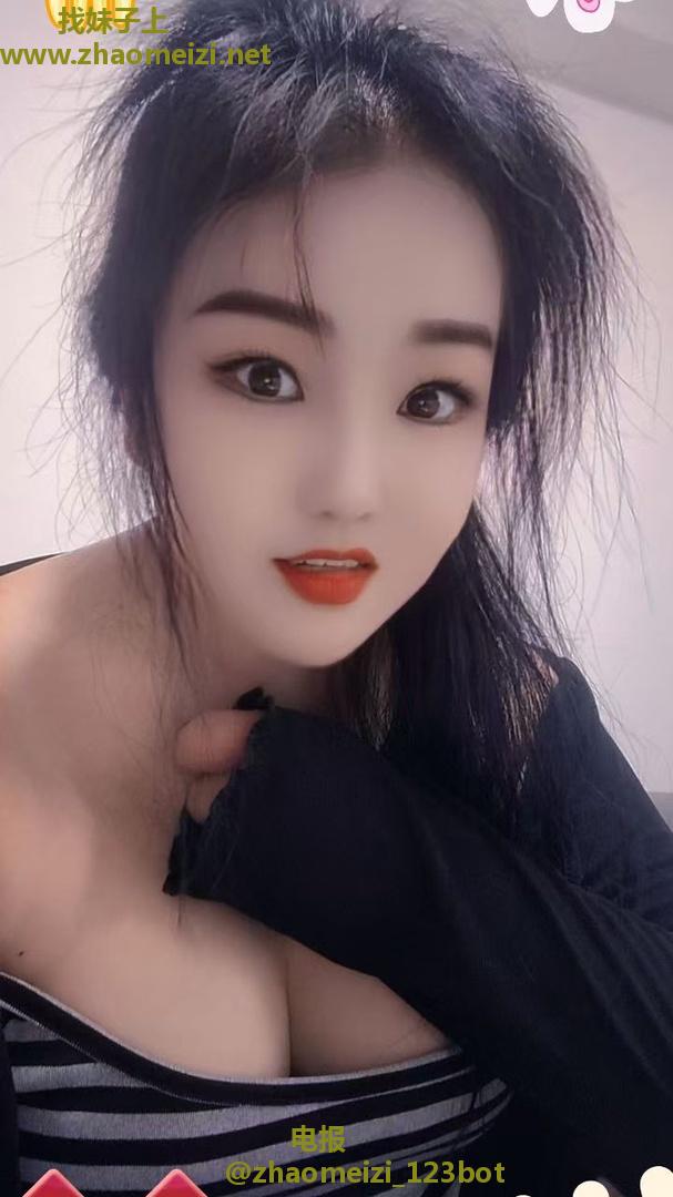 大奶美女