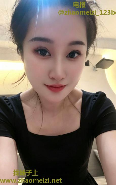 硬操小网红大骚货
