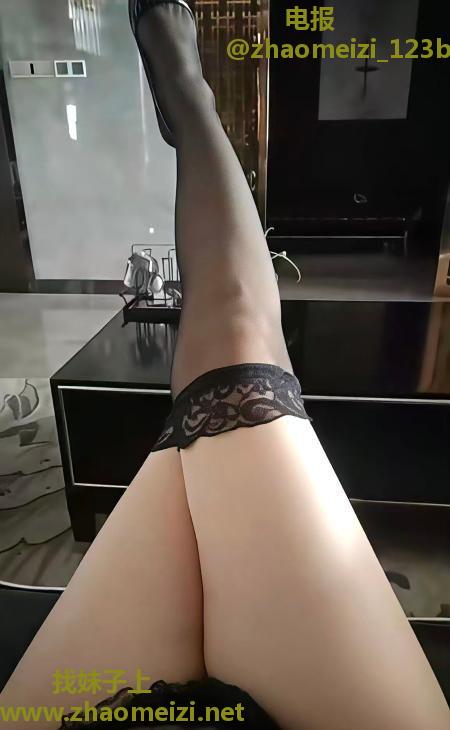 可调教跪迎熟女