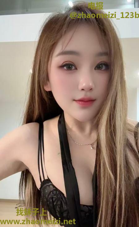大奶易高潮小甜甜