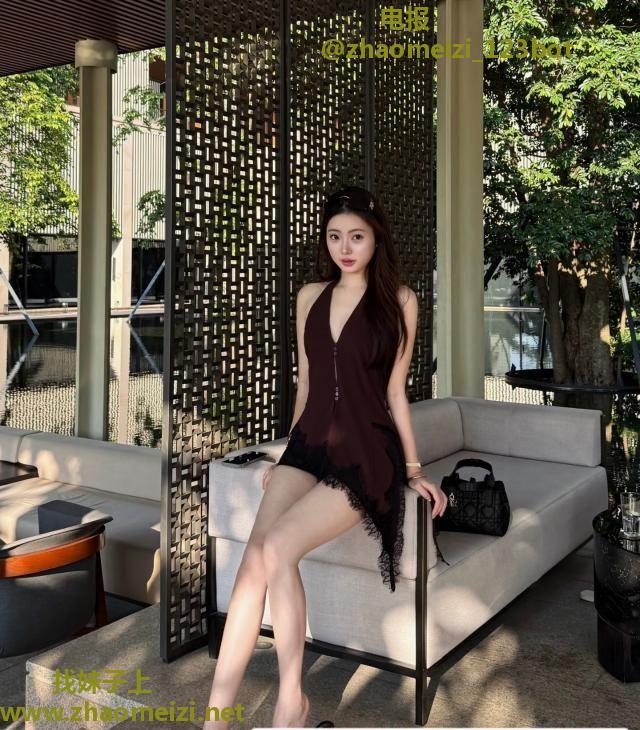 秦淮中项妹妹