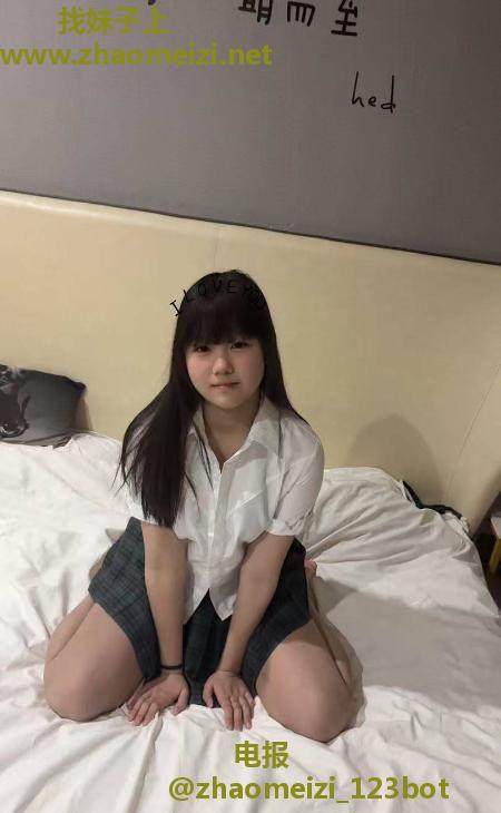 包河娃娃脸小萝莉