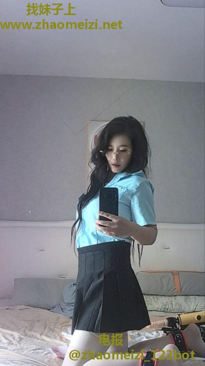 巨乳老师