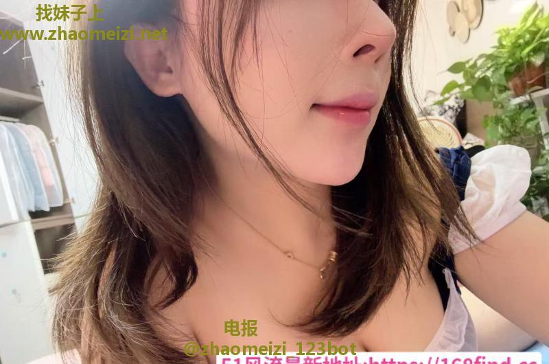 韵味十足大奶妹