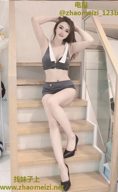 天河大蟒舌娜娜