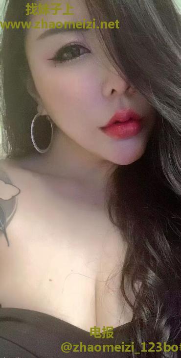 栖霞巨乳肥臀