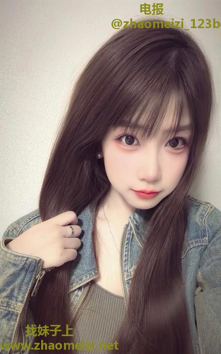 金水风骚性感嫩妹