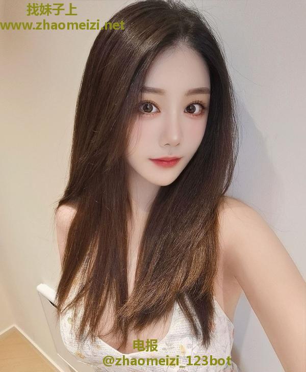 肤白美乳甜美绾绾老师