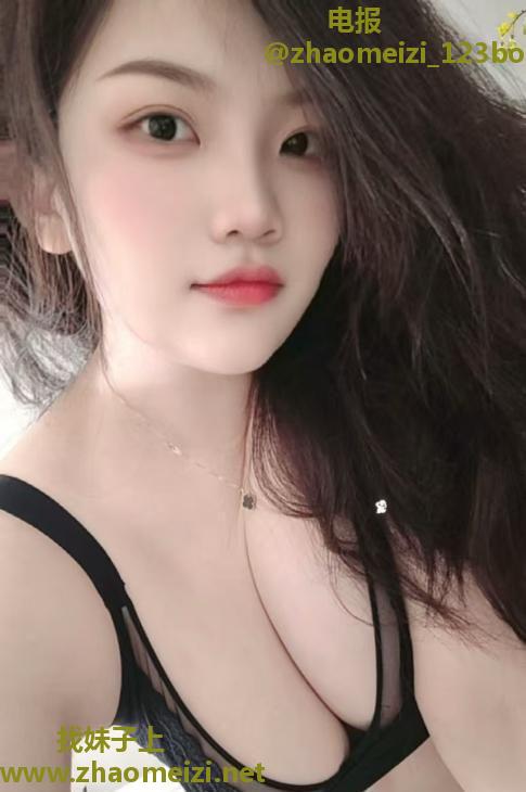 天河大胸玫瑰