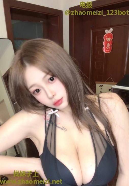 武侯风骚大奶御姐紫儿