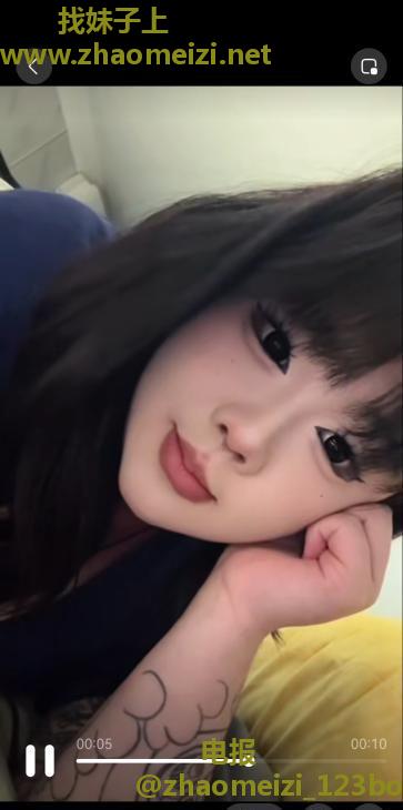 东门上的符文小胖妹