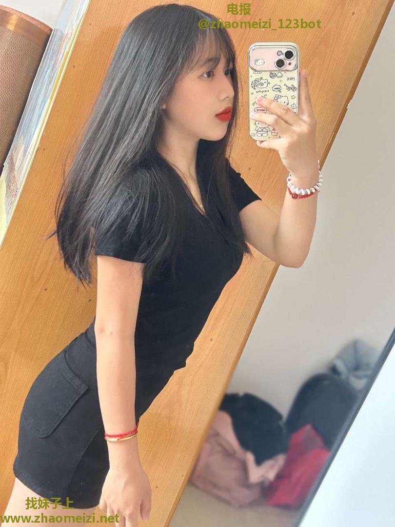 肤白貌美性感琳琳