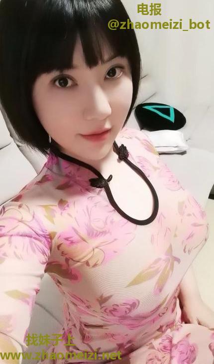 南京虹悦城佩妮