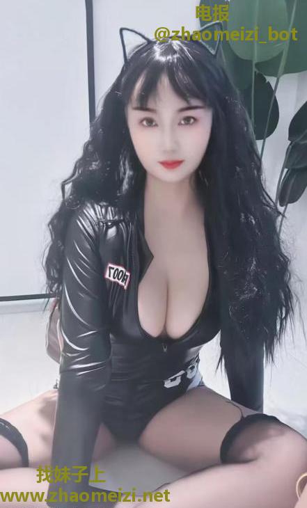 杨箕小天依