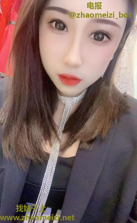 越秀小美妇娜娜