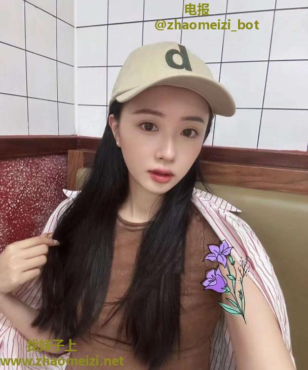 高挑美女丫头