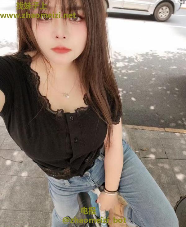 成都e杯美少妇