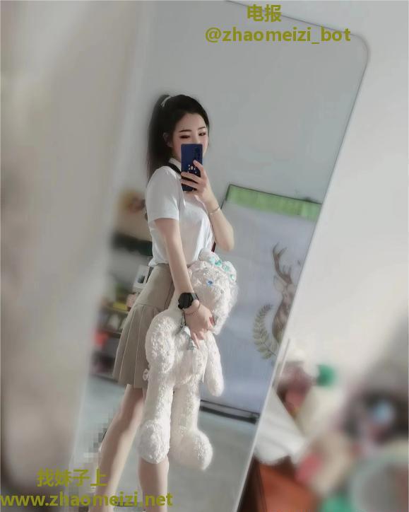 翘臀小少妇沐子