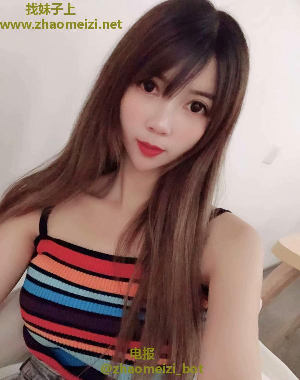 美女小玫瑰