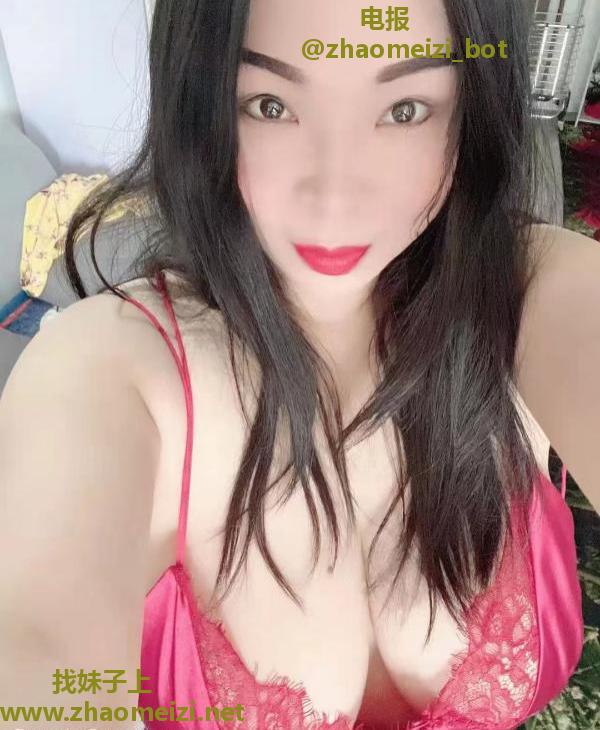 大奶F欣怡少妇