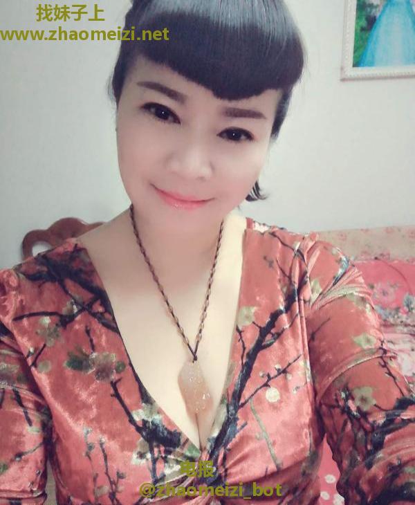 超有感觉的大胸熟女