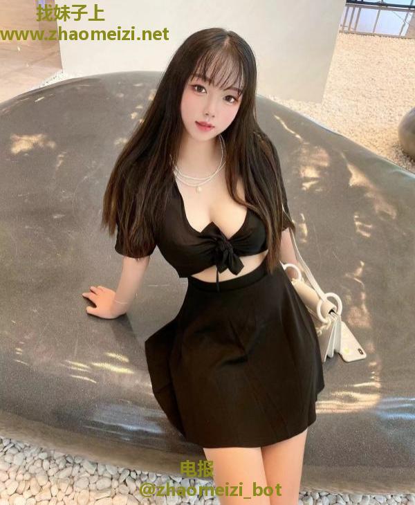 广州黑制服大乳妹