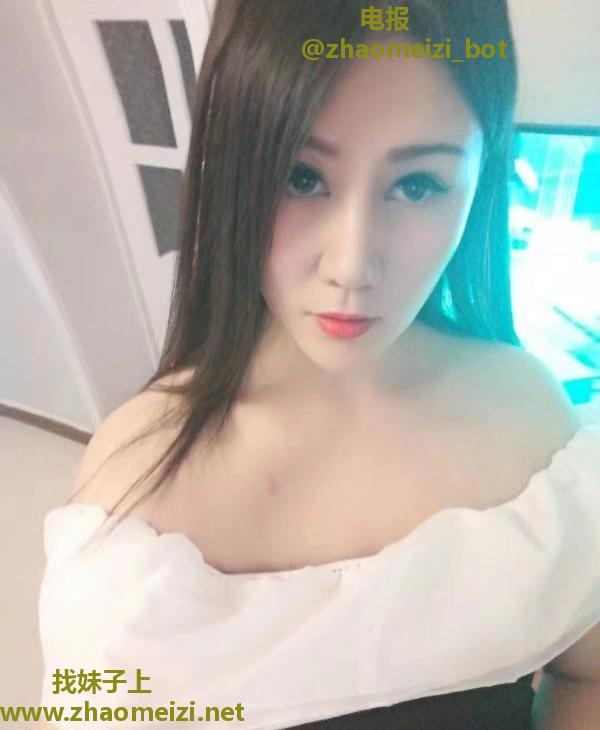 大长腿丝袜控美女曦曦