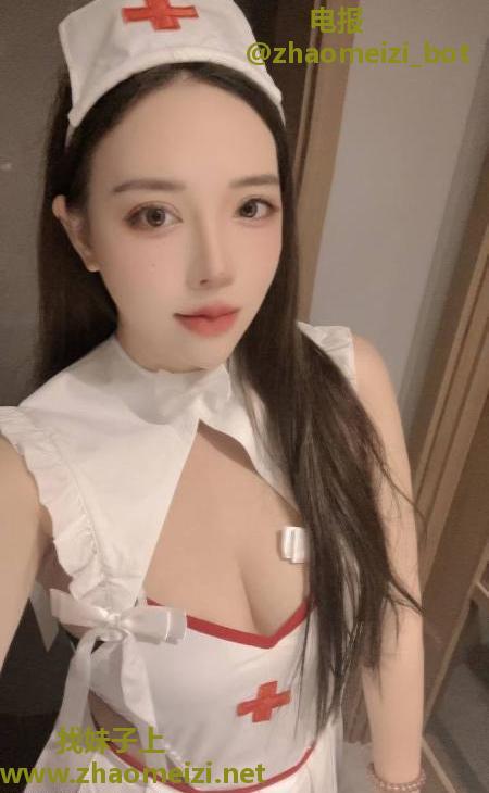 大波护士小姐姐青青