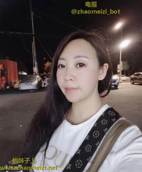 昆明新人大奶少妇