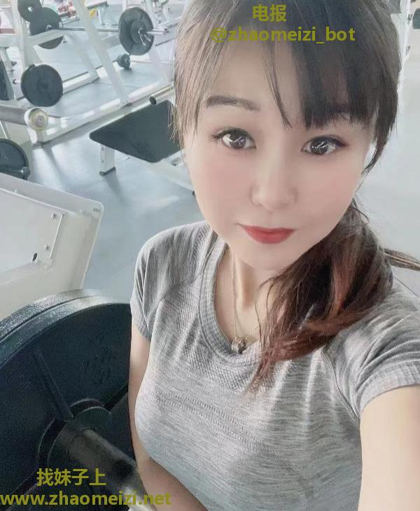 大东骚妹小鲤鱼