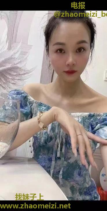 天河丽影美女