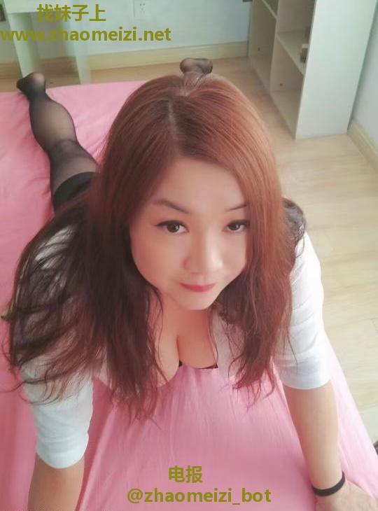 大胸熟妇可双飞