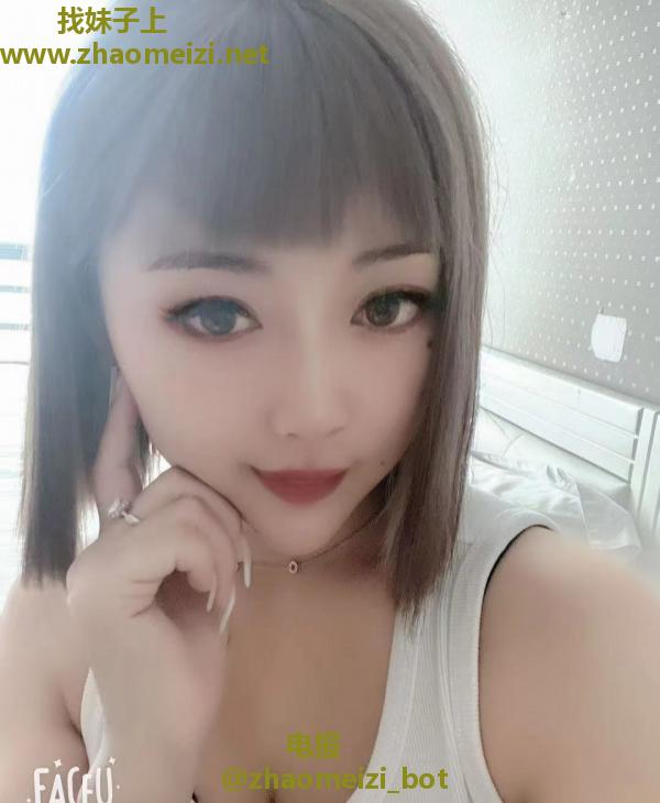 万达附近小美女