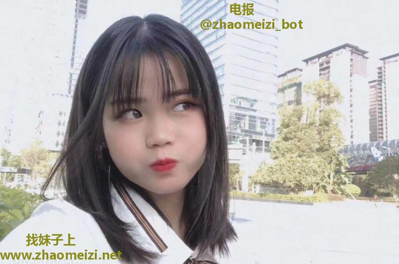 福州台江万达的年轻妹子