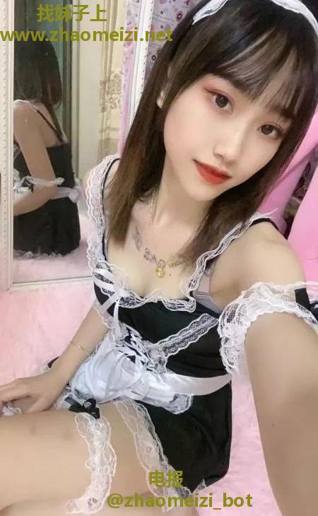 女仆装小姑娘柒柒